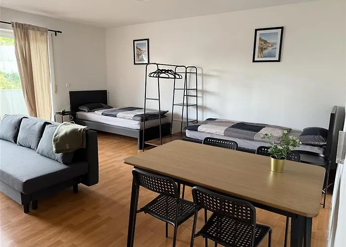 Work & In דירה בורשהיד